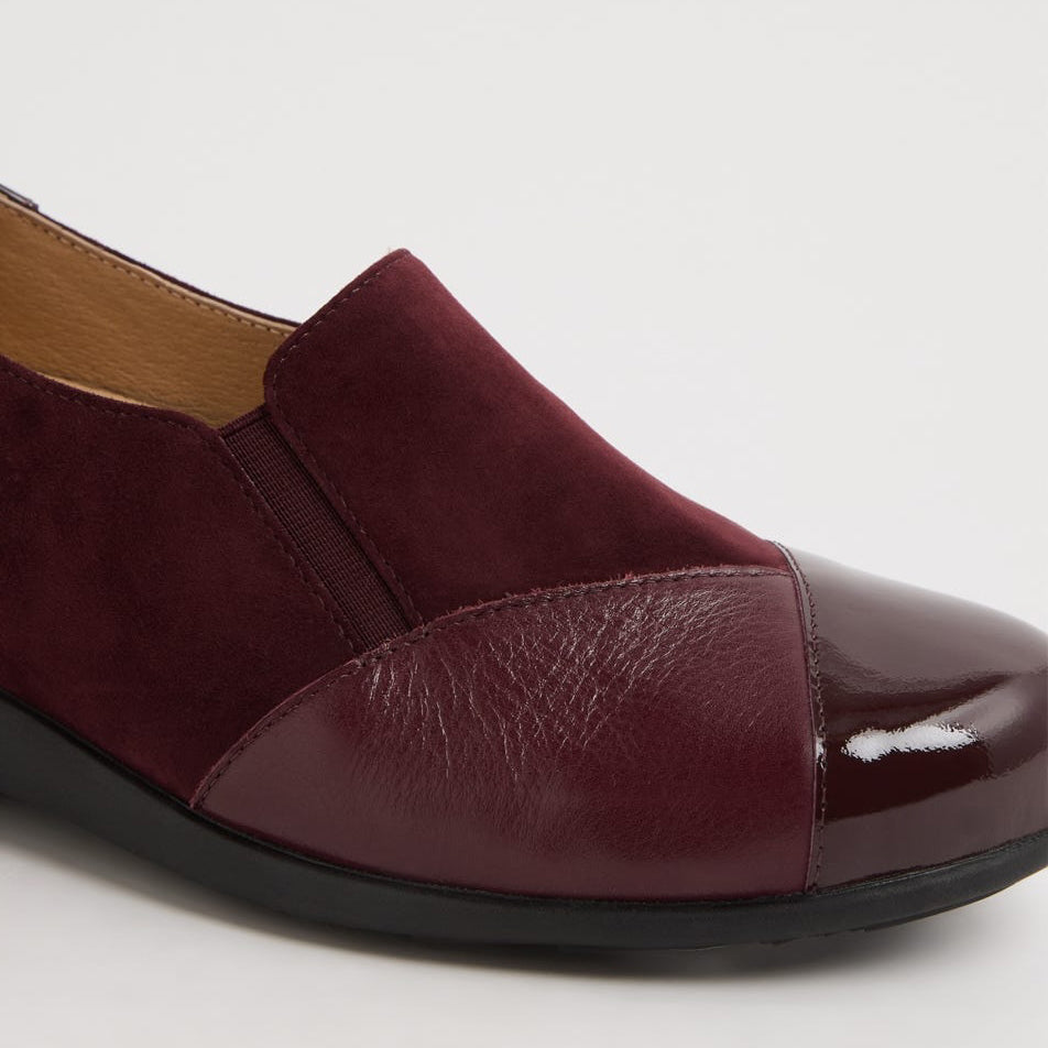 ZIERA SWISSH BURGUNDY MIX - Women Slip-ons - Collective Shoes 