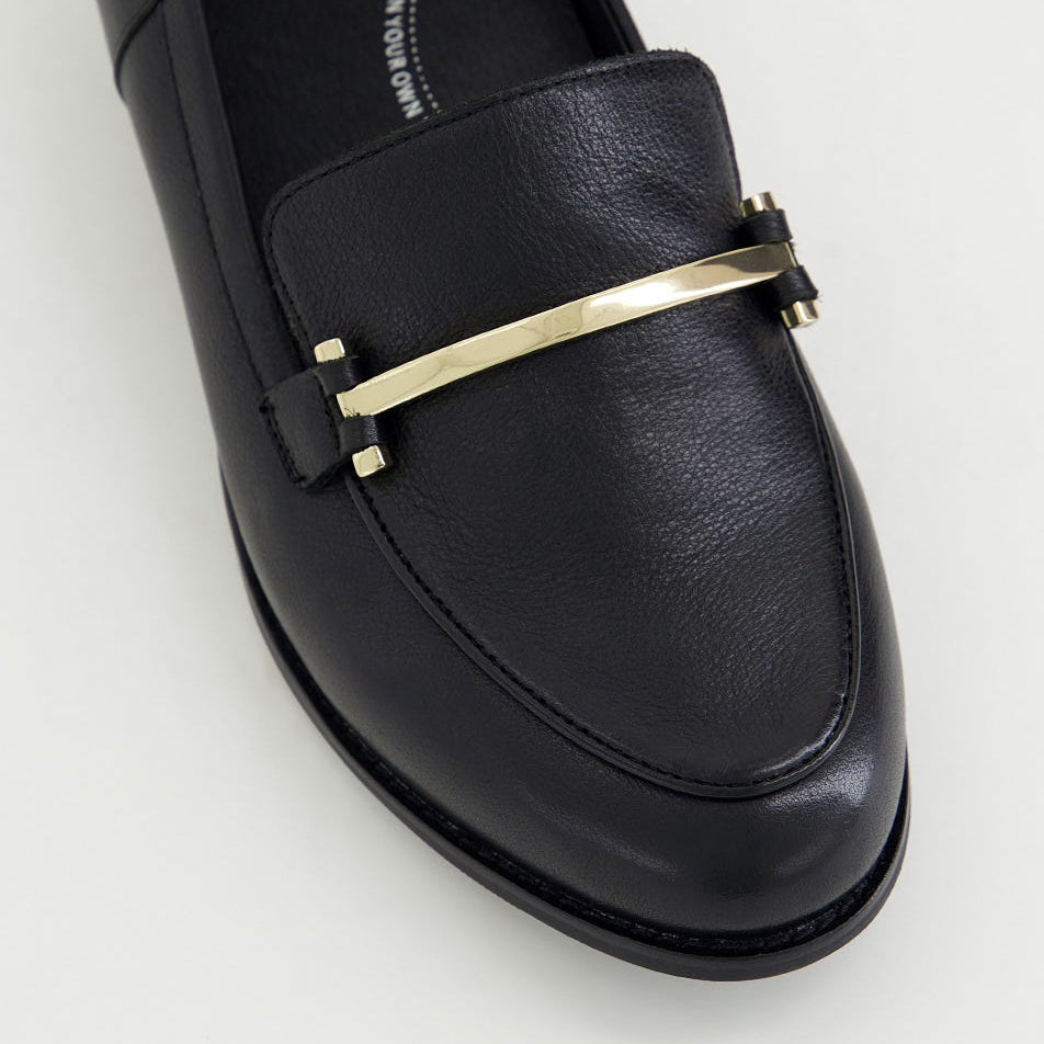 ZIERA TUBBIE BLACK - Women Loafers - Collective Shoes 