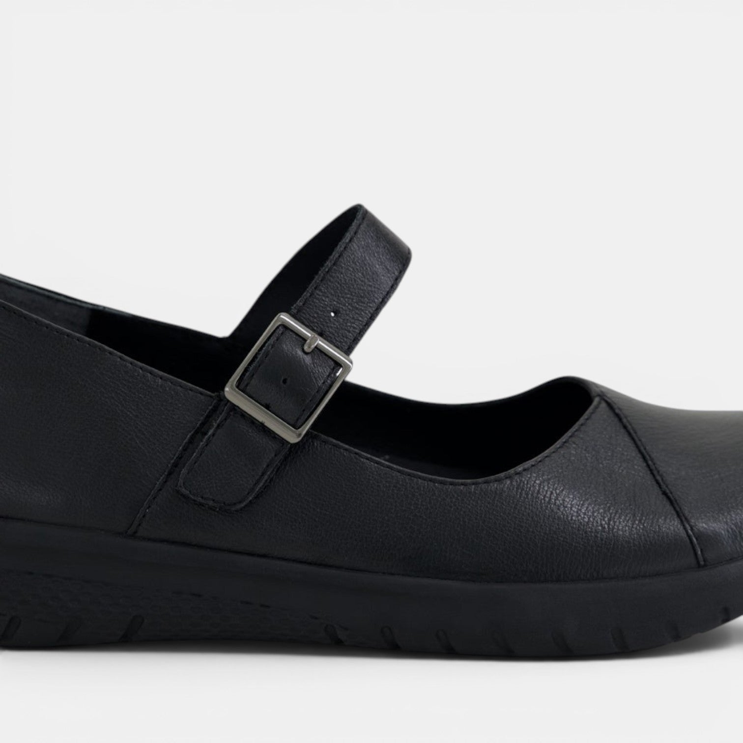 ZIERA SAJA BLACK