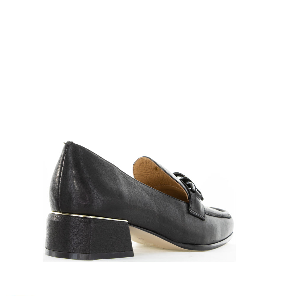 BRESLEY APPLE BLACK - Women Loafers - Collective Shoes 