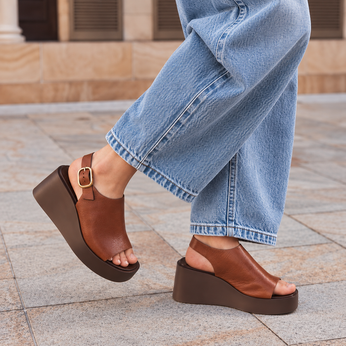 EOS ARIANI BRANDY