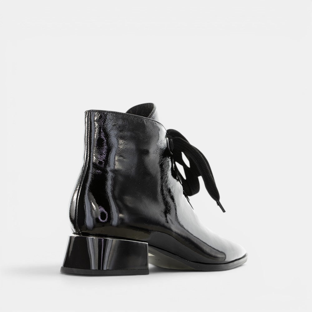 MILA RAINE BAKER BLACK PATENT