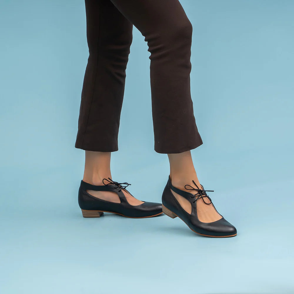 LE SANSA BOSS BLACK - Women Sandals - Collective Shoes 