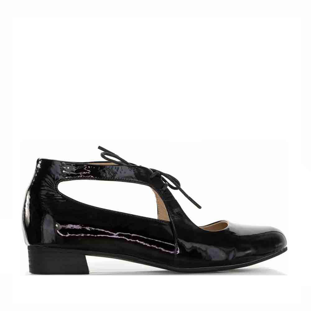 LESANSA BOSS BLACK PATENT - Women Sandals - Collective Shoes 