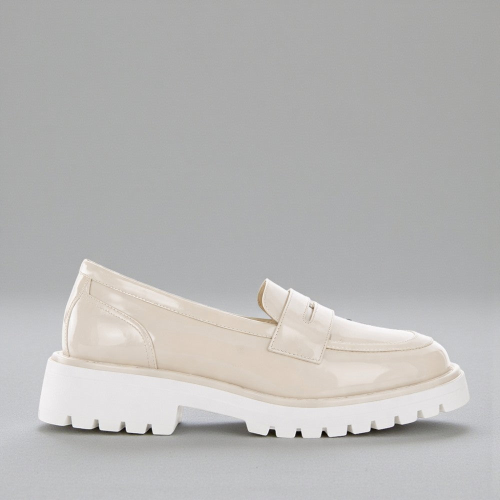 LE SANSA BOW NUDE PATENT - Women Loafers - Collective Shoes 