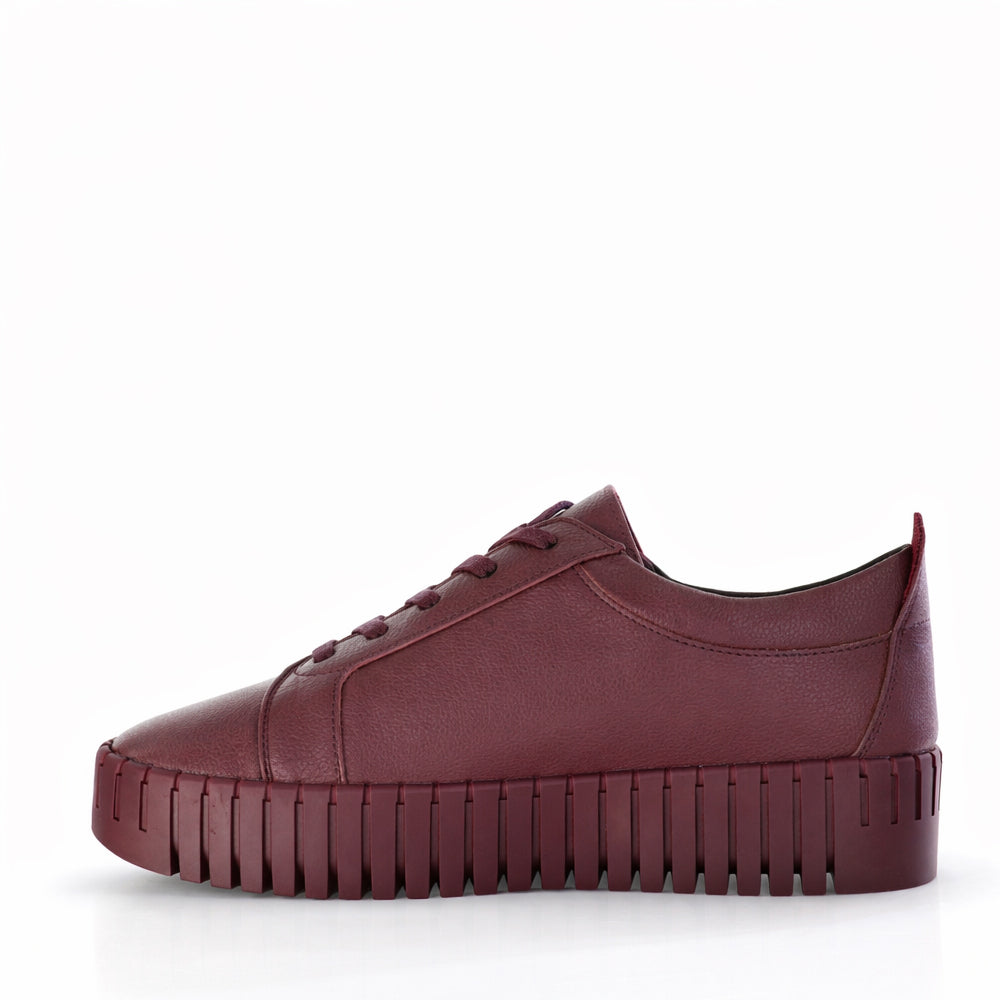 DJANGO & JULIETTE BUMP BURGUNDY LEATHER - Women sneakers - Collective Shoes 