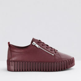 DJANGO & JULIETTE BUMP BURGUNDY LEATHER - Women sneakers - Collective Shoes 