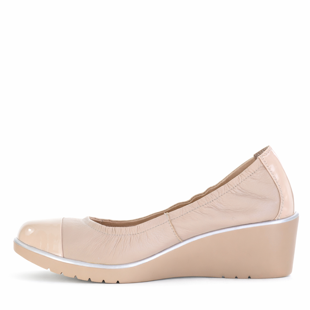 DJANGO & JULIETTE UDAXX CAFE PATENT - Women Slip-ons - Collective Shoes 