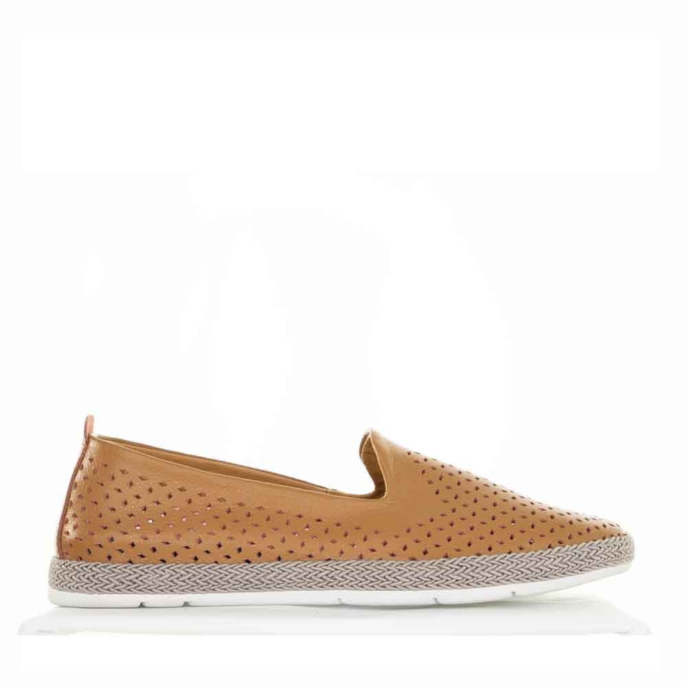 Remi Tan - Women Casuals - Collective Shoes 