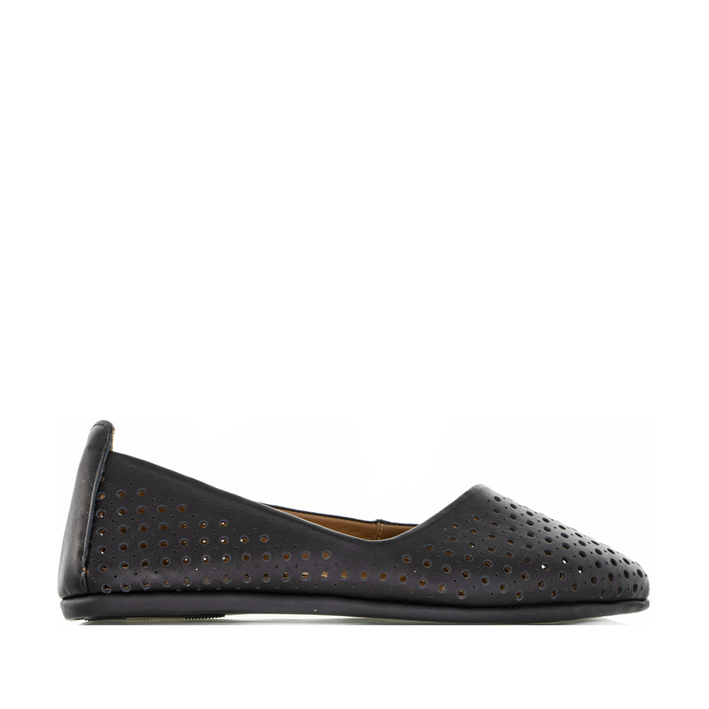 LE SANSA CHENGDU BLACK - Women Loafers - Collective Shoes 