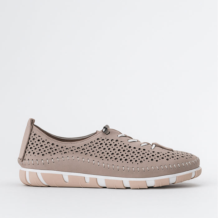 CABELLO CHIN TAUPE - Women Sneakers - Collective Shoes 