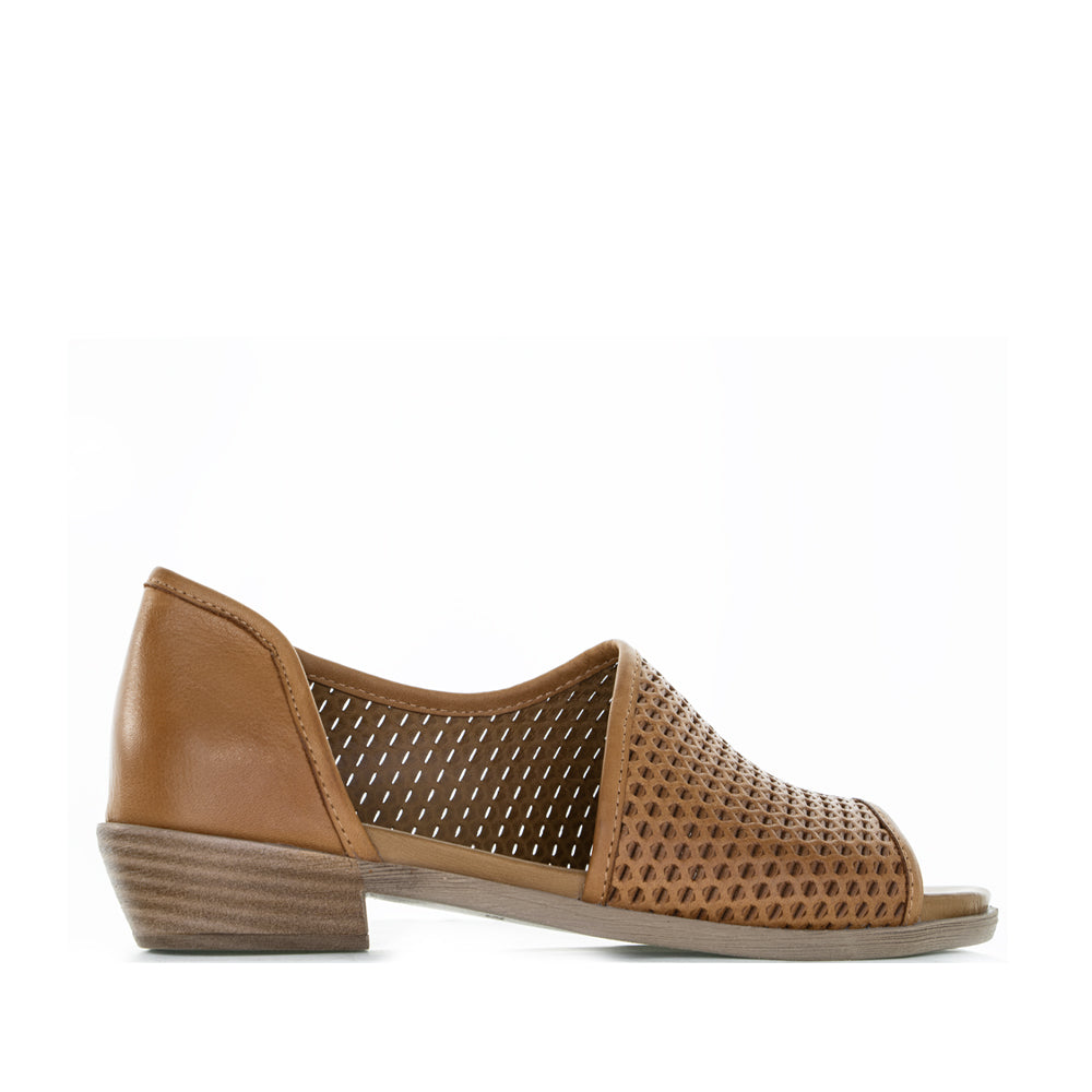 LE SANSA CHLOE TAN - Women Sandals - Collective Shoes 