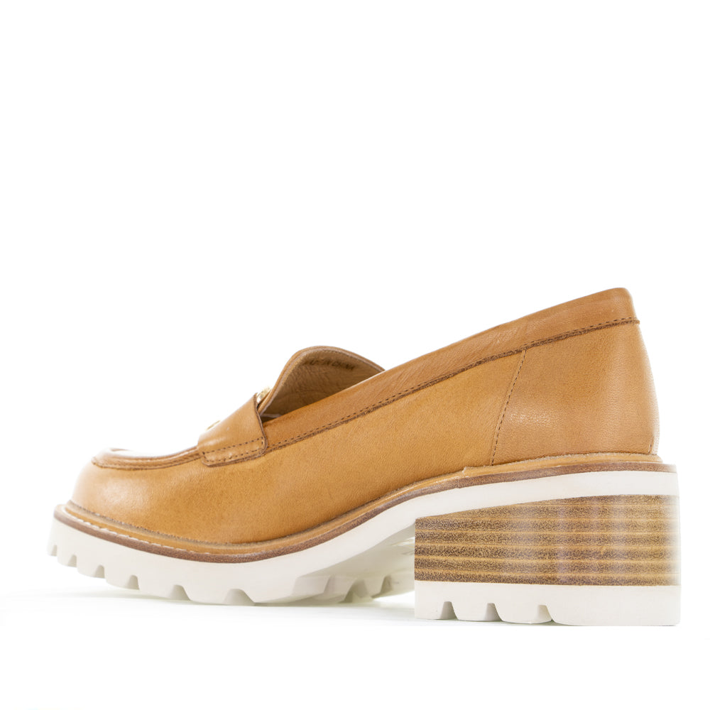 BRESLEY DYLAN COGNAC - Women Loafers - Collective Shoes 