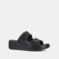 Load image into Gallery viewer, HUSH PUPPIES SPECTACULAR BLACK - Women Slides - Collective Shoes 
