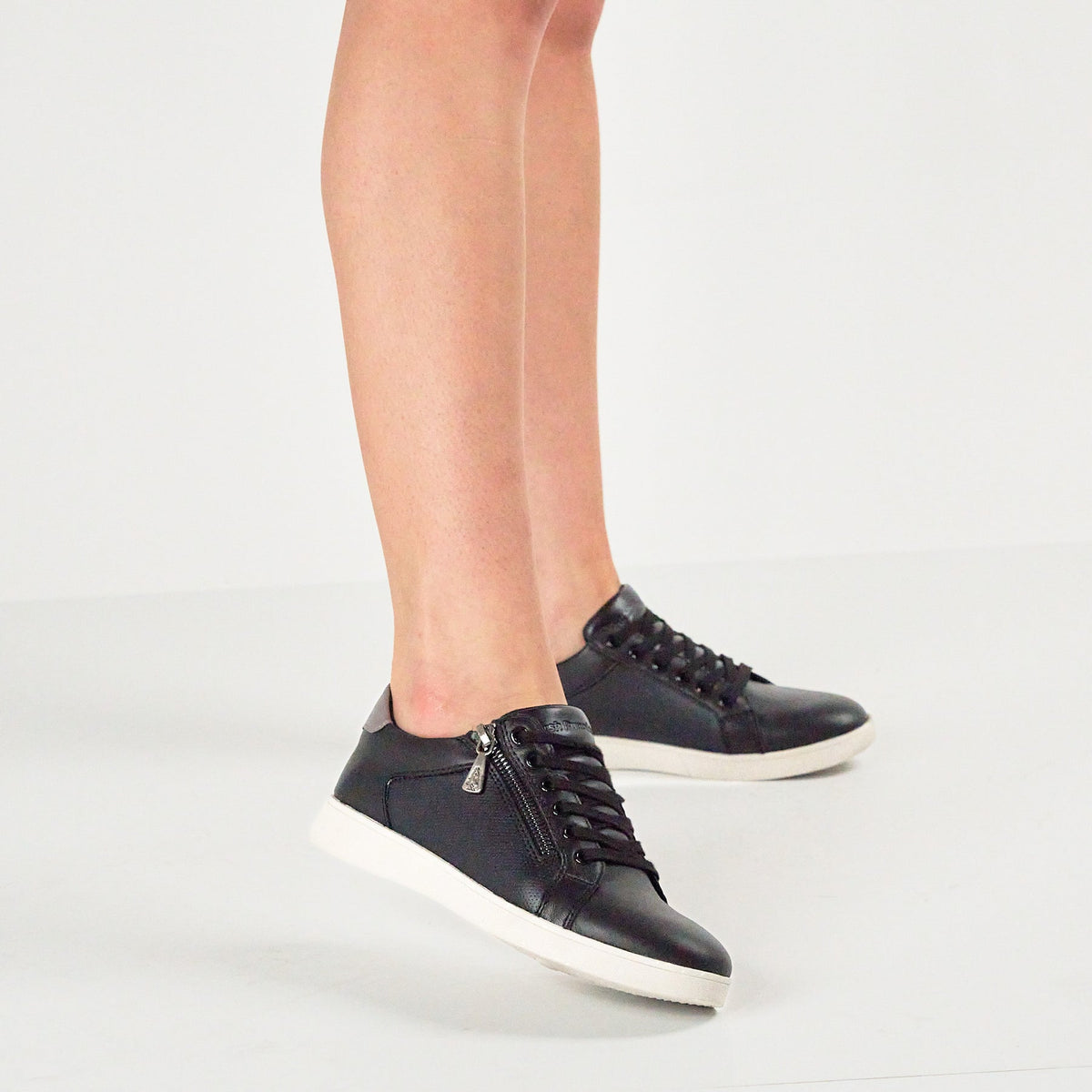 HUSH PUPPIES MIMOSA BLACK - Women sneakers - Collective Shoes 