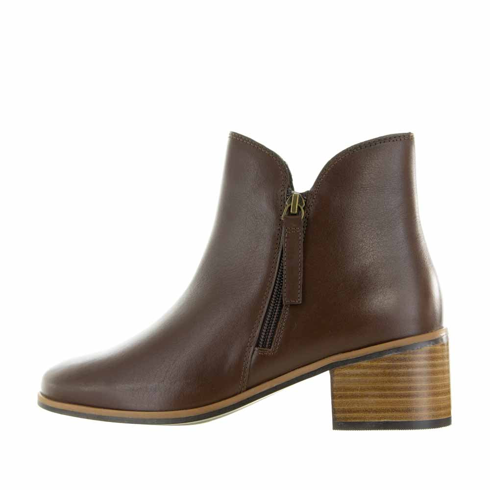 LESANSA OXLEY CHOCOLATE - Women Boots - Collective Shoes 