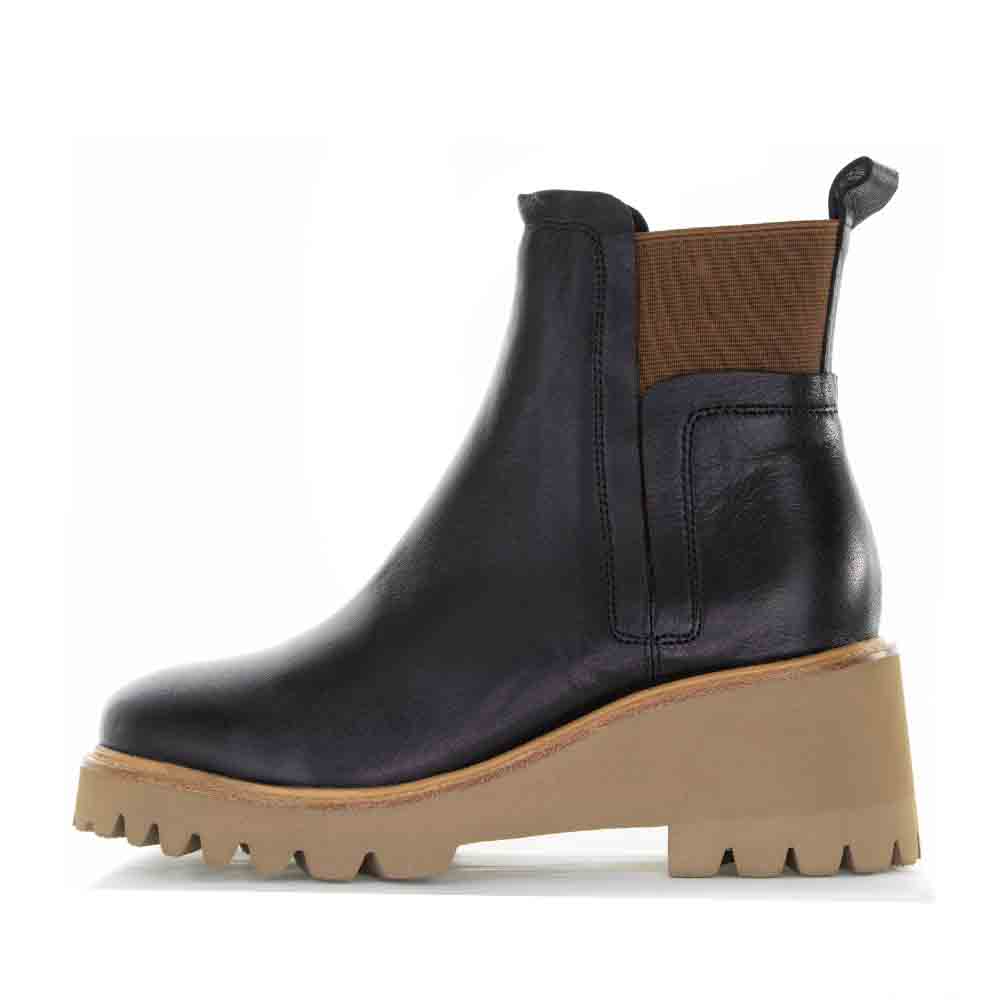BRESLEY POPPY BLACK/TAN - Women Boots - Collective Shoes 