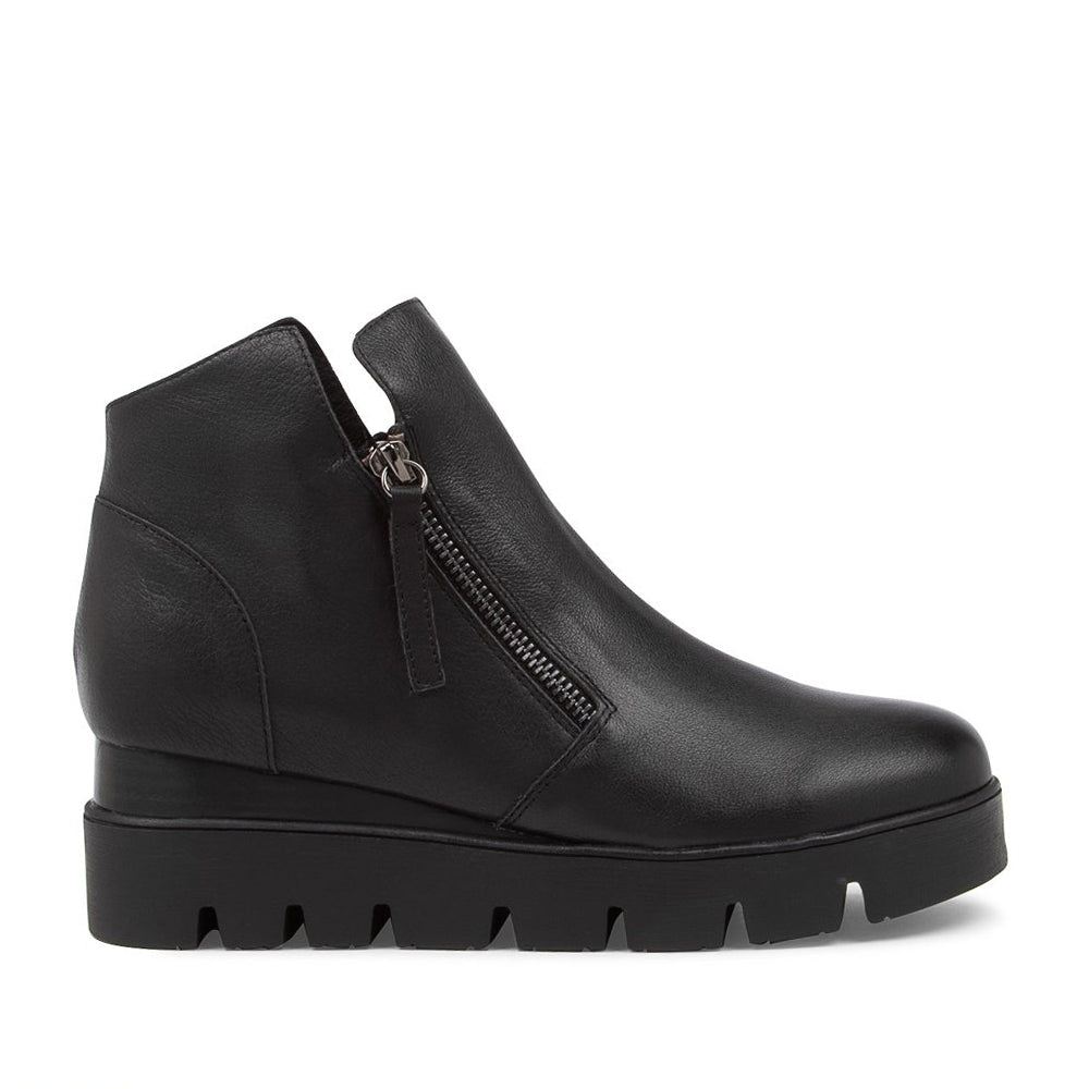 DJANGO & JULIETTE RADIO BLACK/BLACK SOLE - Women Boots - Collective Shoes 