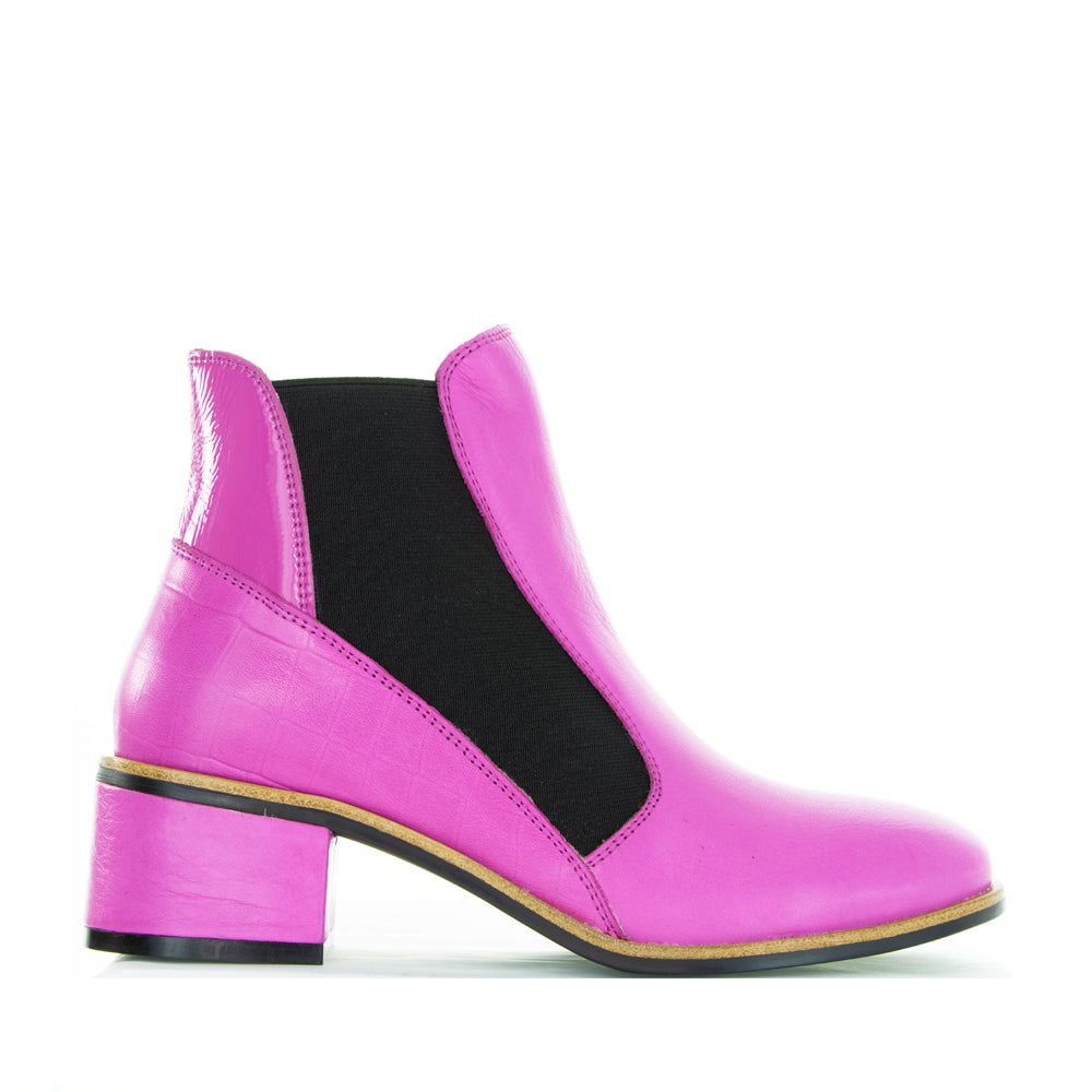 LESANSA REFRESH HOT PINK / BLACK GUSSET - Women Boots - Collective Shoes 