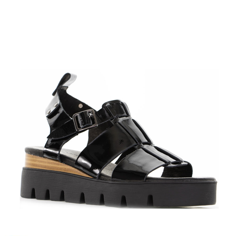 DJANGO & JULIETTE RELIE BLACK PAT NATURAL