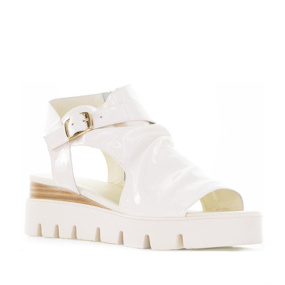 DJANGO & JULIETTE RUFUSS IVORY PAT - Women Sandals - Collective Shoes 