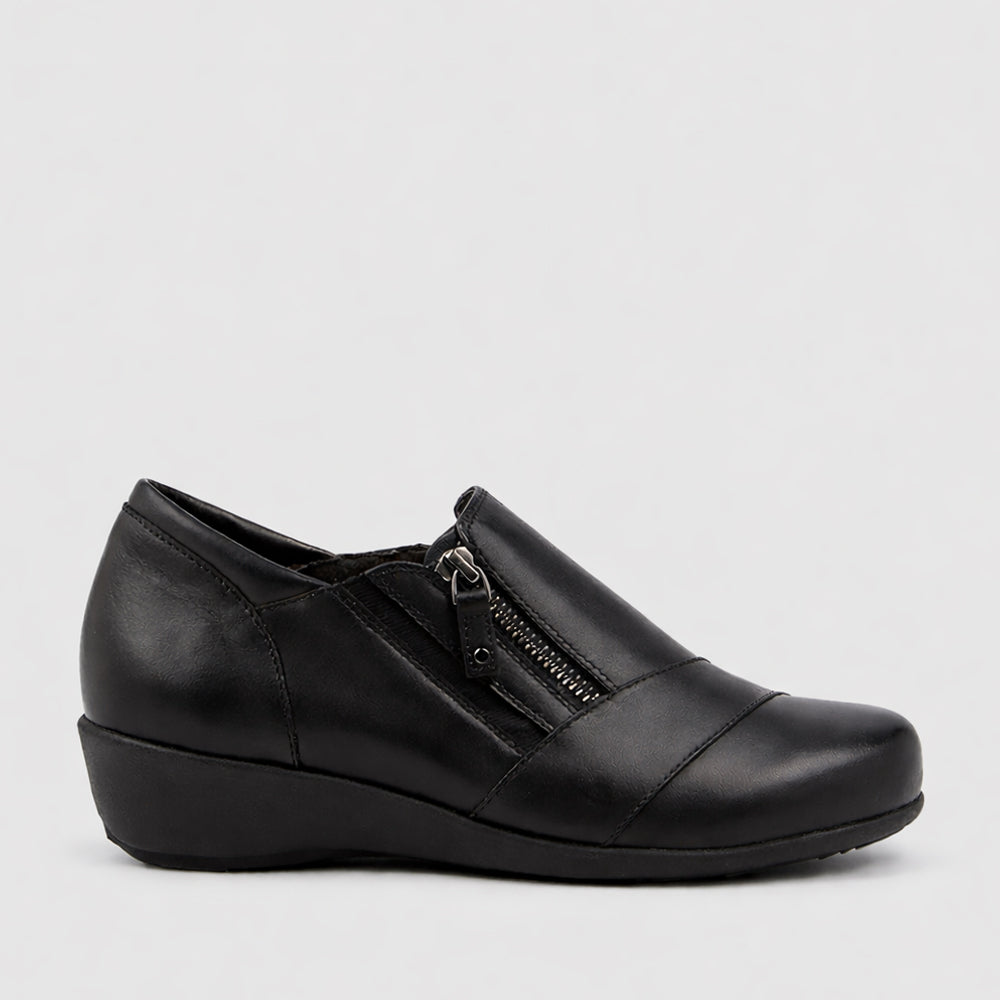 ZIERA SAGE BLACK - Women Slip-ons - Collective Shoes 