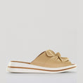 Load image into Gallery viewer, Le sansa Salsa Cameo / tan
