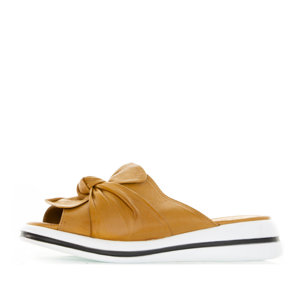Le sansa Salsa tan - Women Flats - Collective Shoes 