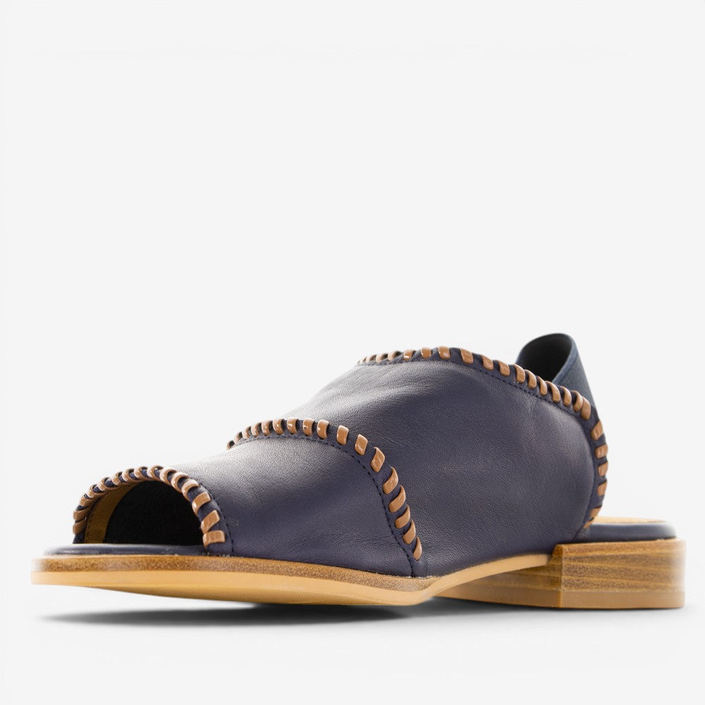 BRESLEY SERENADE NAVY TAN