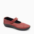 Load image into Gallery viewer, ARCOPEDICO TRIGLAV CHERRY - Women Mary Jane - Collective Shoes 
