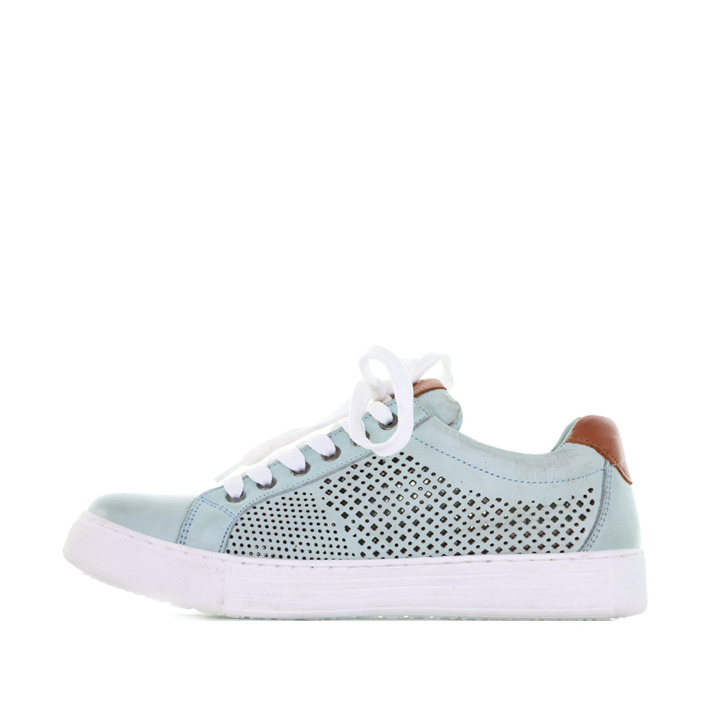 CABELLO UNIVERSE MINT - Women Sneakers - Collective Shoes 