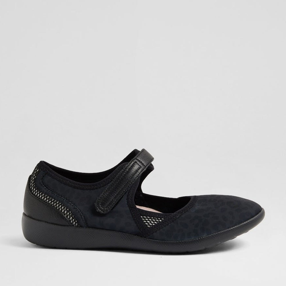 ZIERA USHERY BLACK LEOPARD - Women Casuals - Collective Shoes 