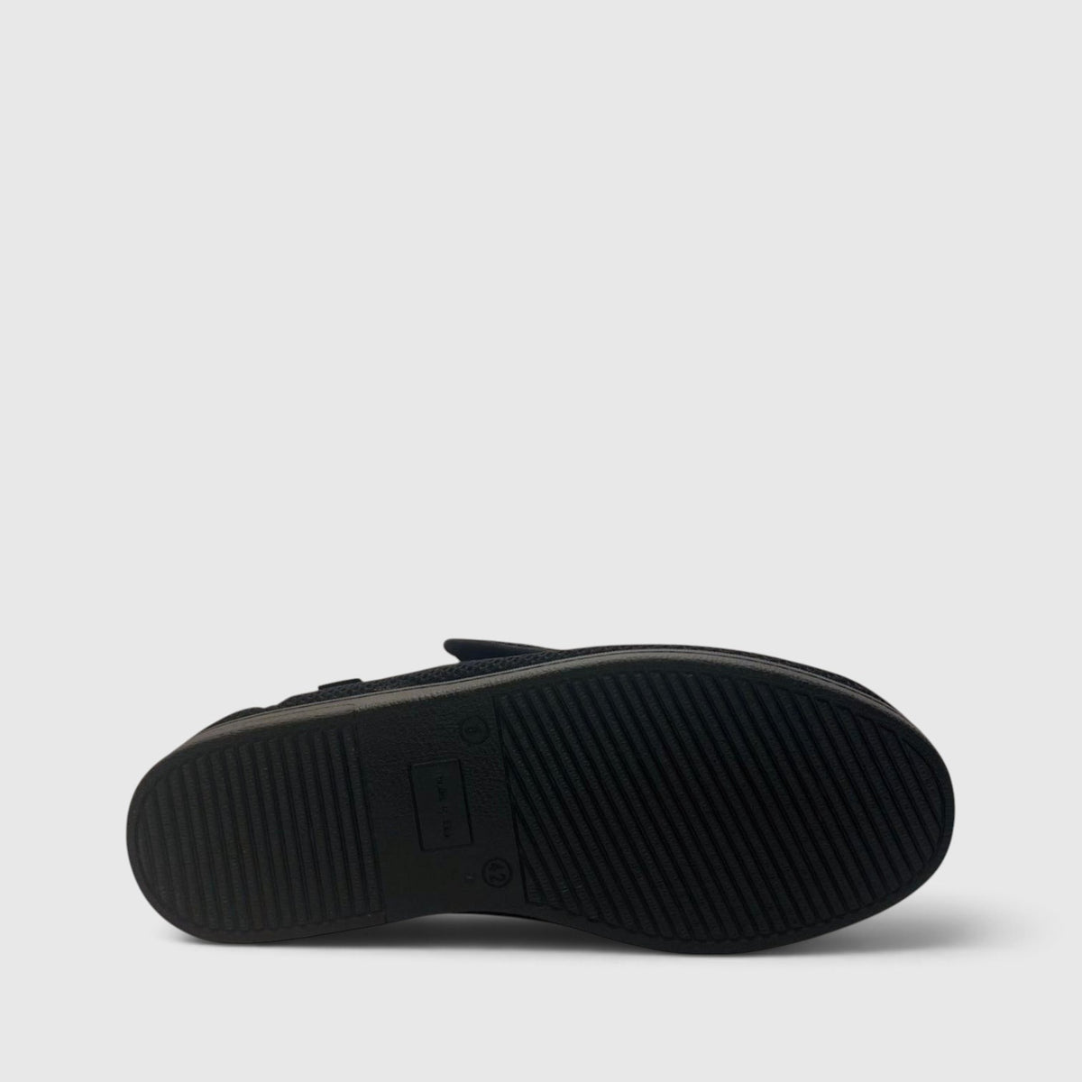 Wallaby Black Slipper - Women Slippers - Collective Shoes 