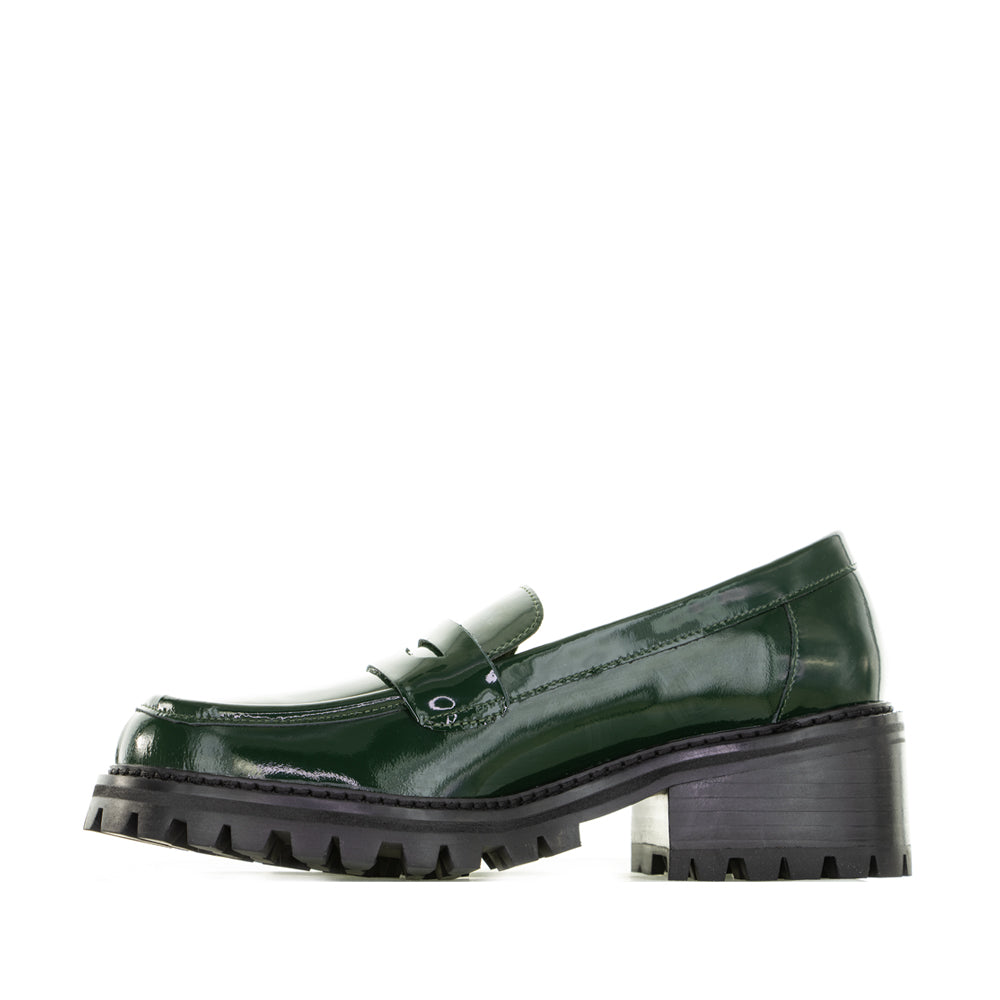 LE SANSA ZOEY BOTTLE GREEN/PATENT - Women Loafers - Collective Shoes 