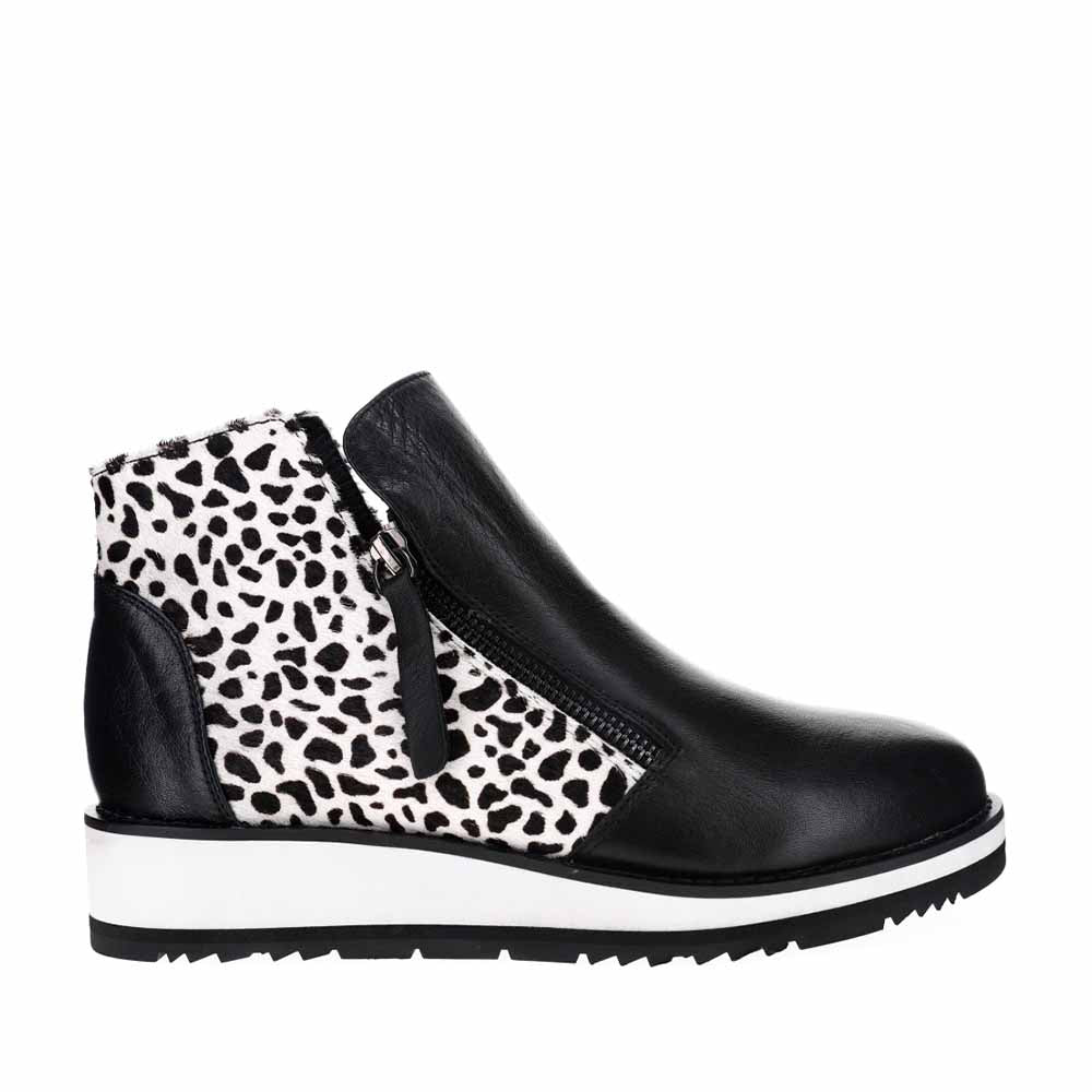 LESANSA STORM BLACK SNOW PONY - Women Boots - Collective Shoes 