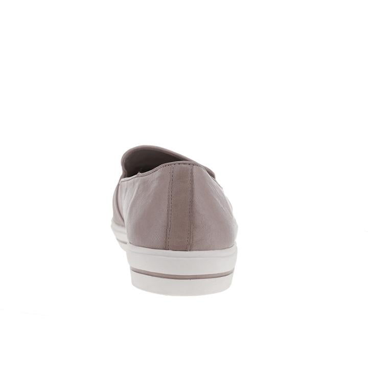 LE SANSA IZZY SILVER GREY Women Slip-ons - Zeke Collection