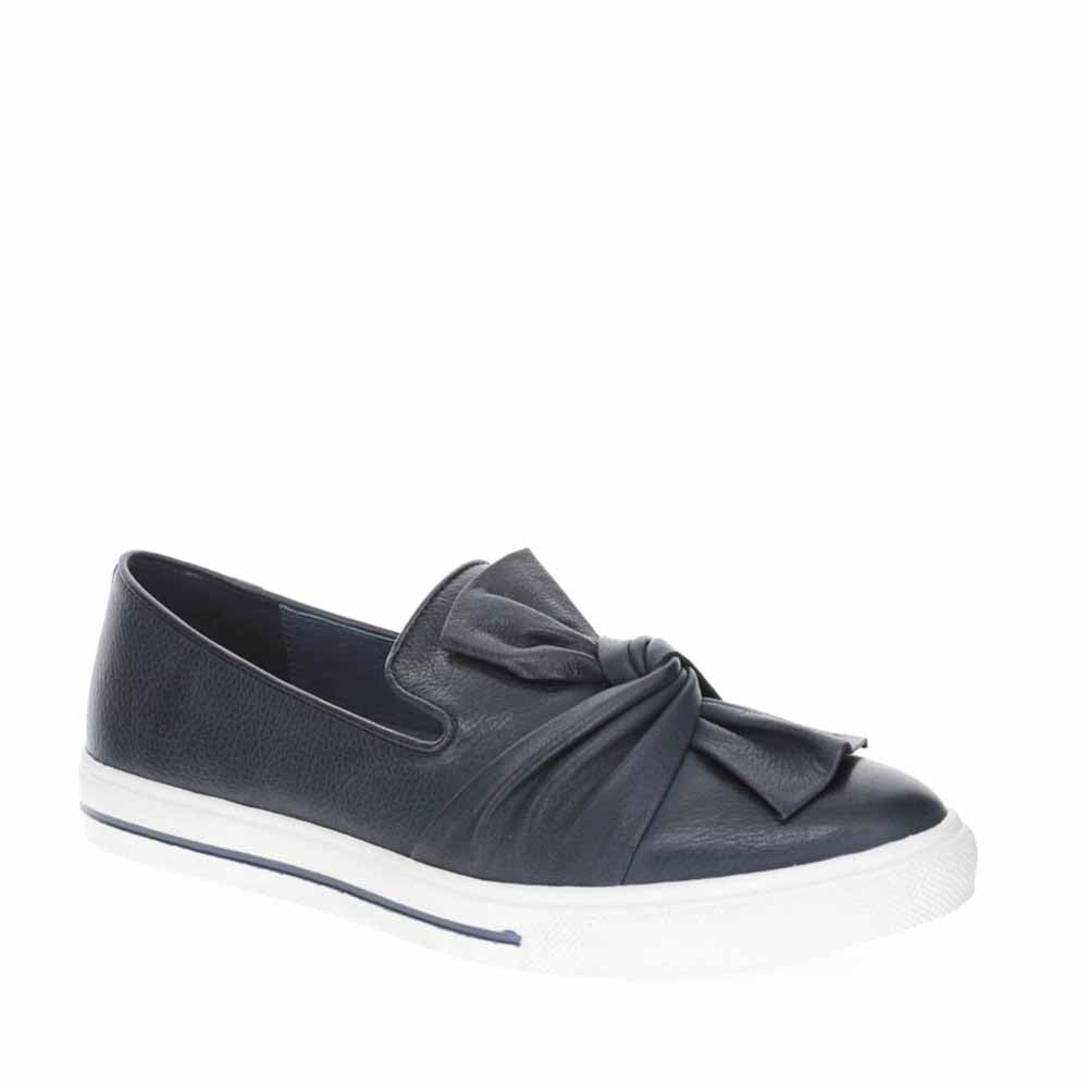 LE SANSA IZZY - Le Sansa Women Loafers - Collective Shoes 