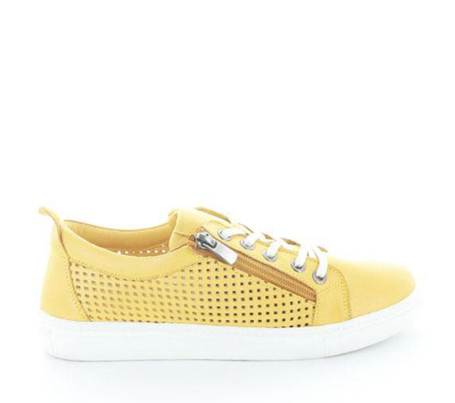 LE SANSA WIZARD MUSTARD - Collective Shoes 