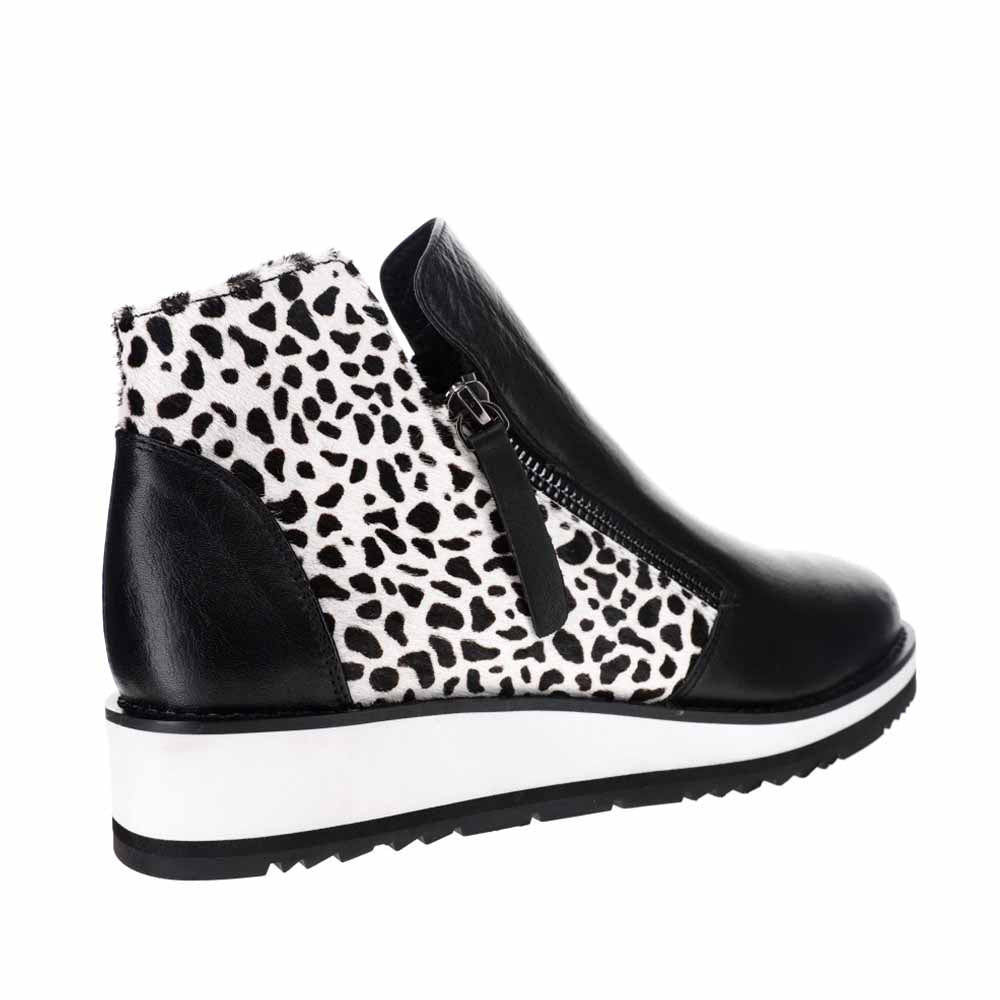 LESANSA STORM BLACK SNOW PONY - Women Boots - Collective Shoes 