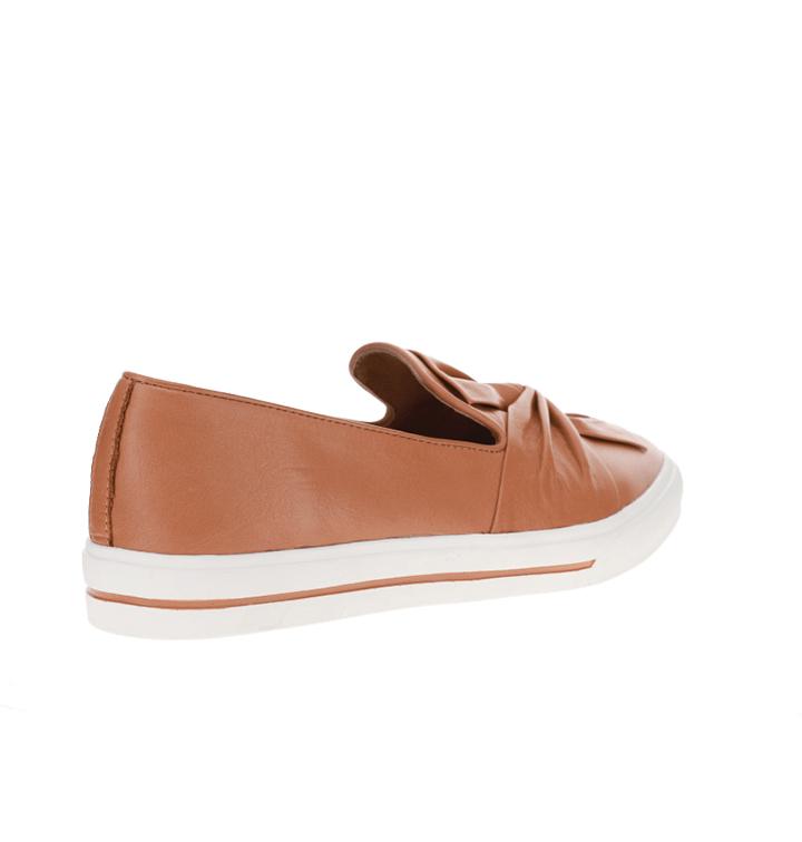 LE SANSA IZZY TAN Women Loafers - Zeke Collection