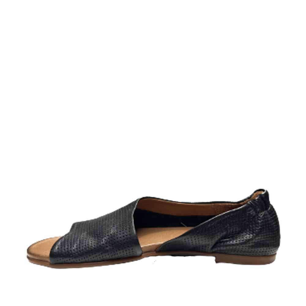 LARRY BLACK - Women  - Collective Shoes 