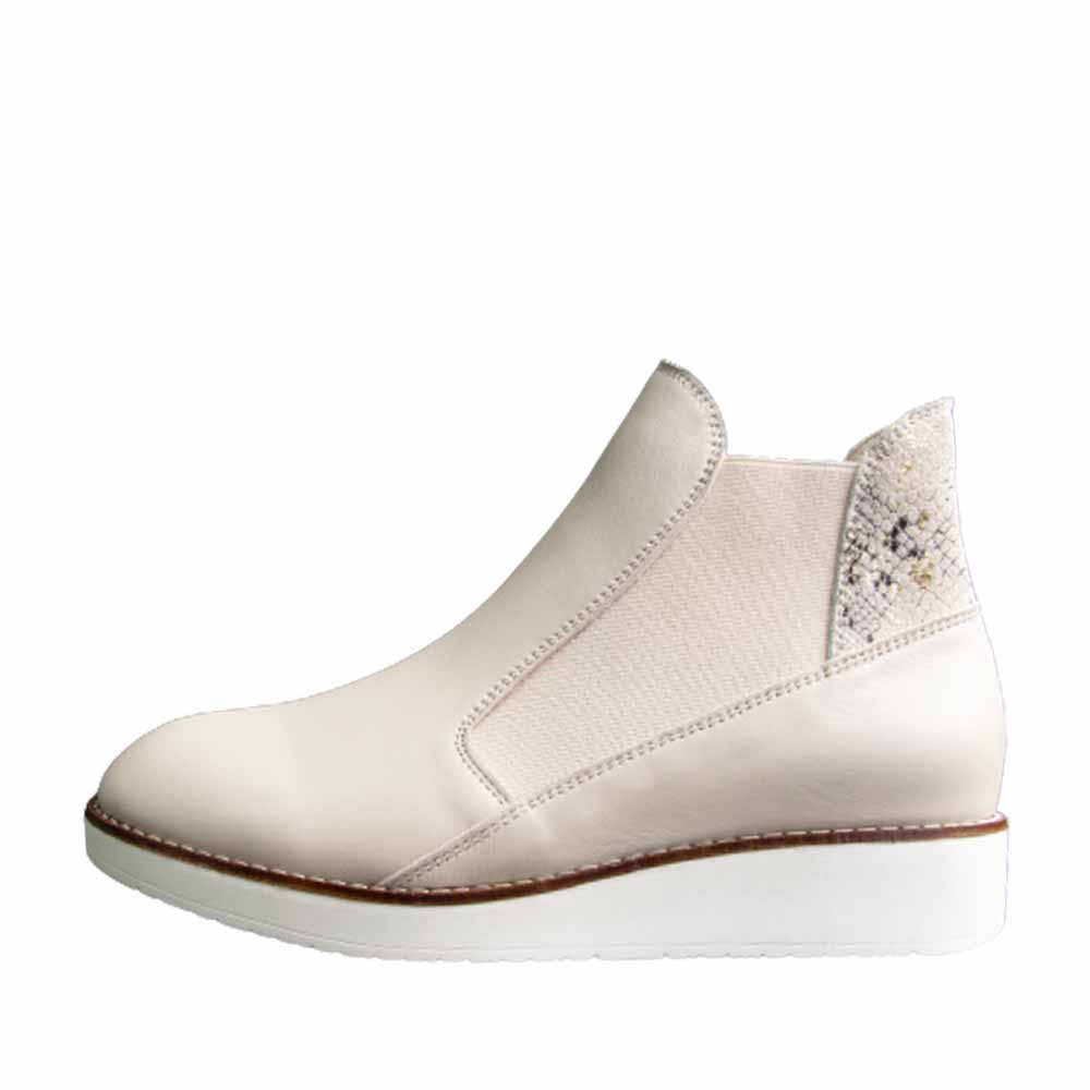 LESANSA RALLY BEIGE SNAKE PRINT - Women Boots - Collective Shoes 