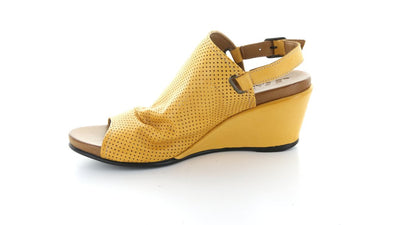 Lesley Mustard - Collective Shoes 