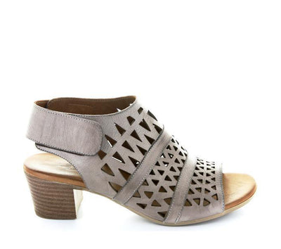 Lora Hat - Collective Shoes 