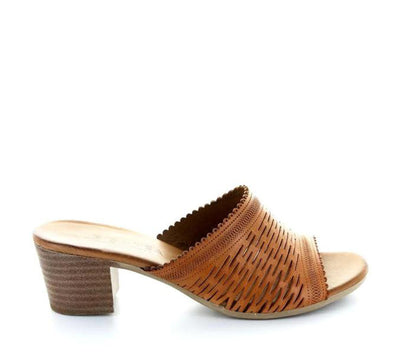 Lovia Tan - Collective Shoes 