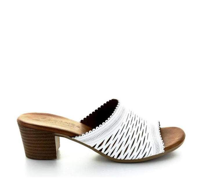 Lovia White - Collective Shoes 