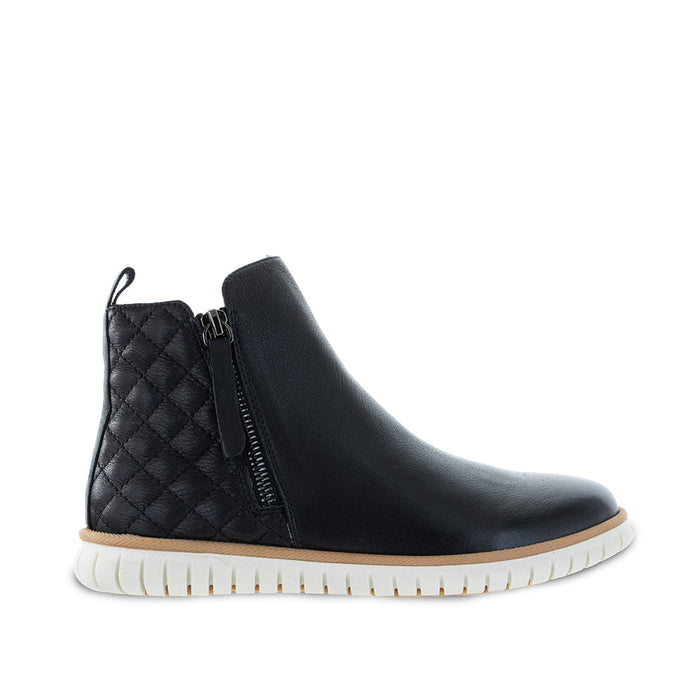 LESANSA ITALY BLACK QUILT Women Boots - Zeke Collection