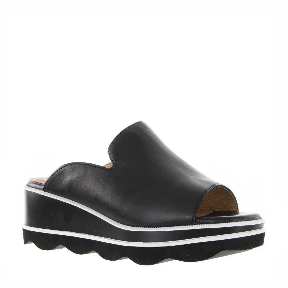 BRESLEY VENT BLACK - Women Slip On - Collective Shoes 