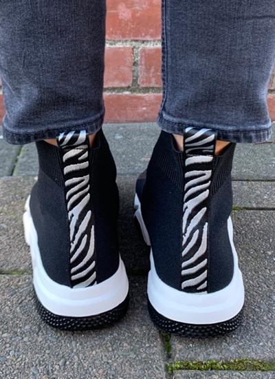 Betty Black/Zebra Ribbon Detail - Collective Shoes 