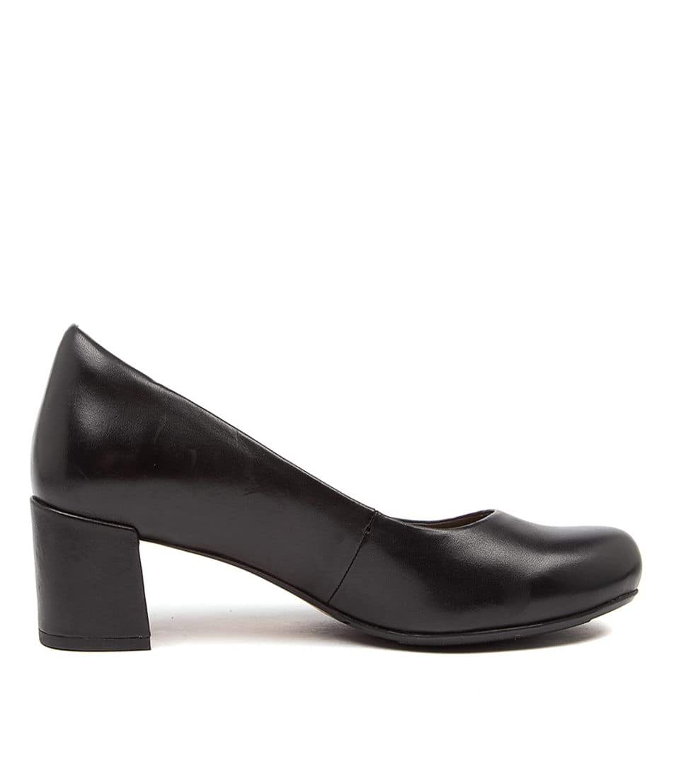 ziera court shoe